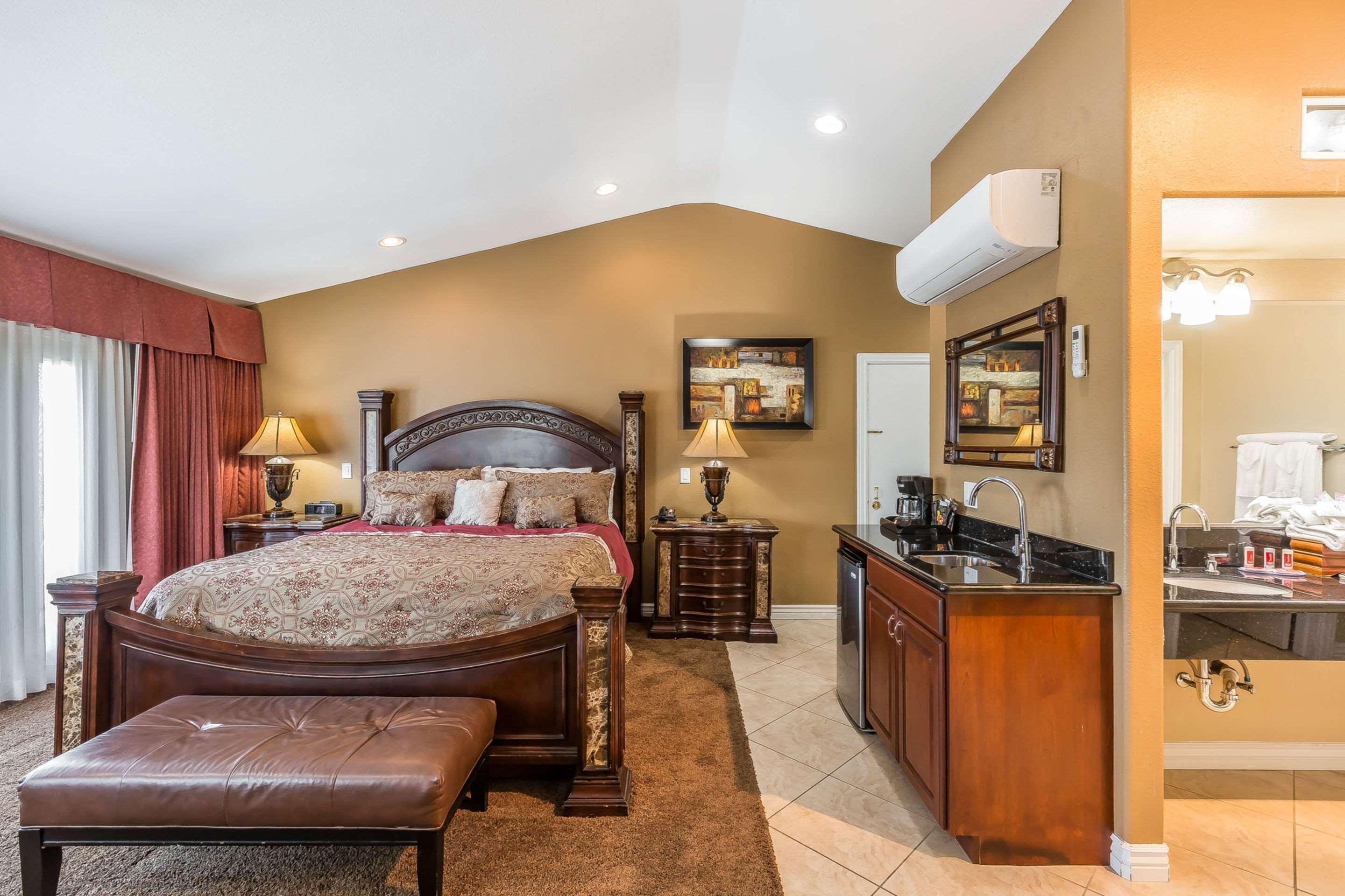 Econo Lodge Lake Elsinore Casino Εξωτερικό φωτογραφία
