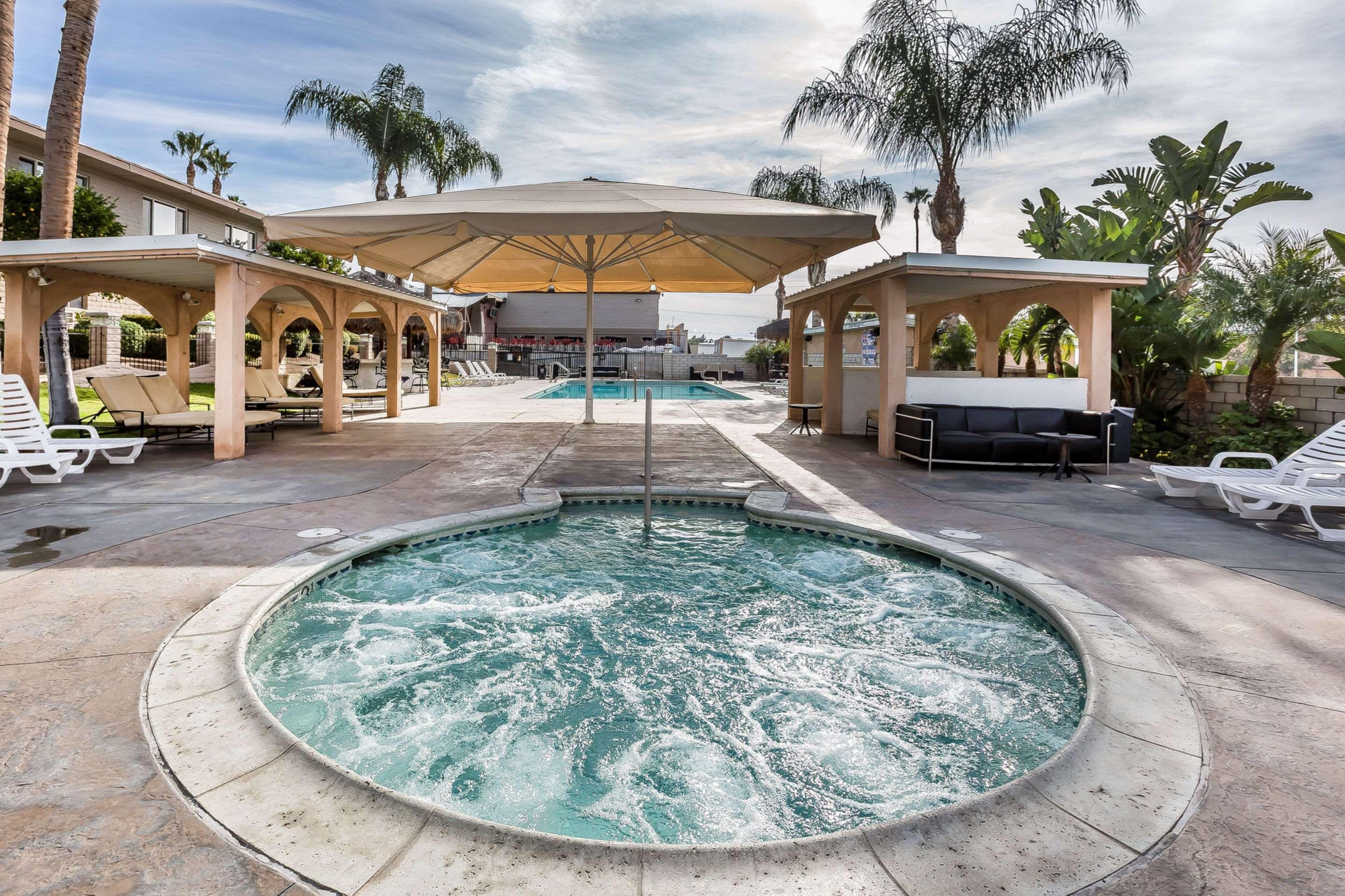 Econo Lodge Lake Elsinore Casino Εξωτερικό φωτογραφία
