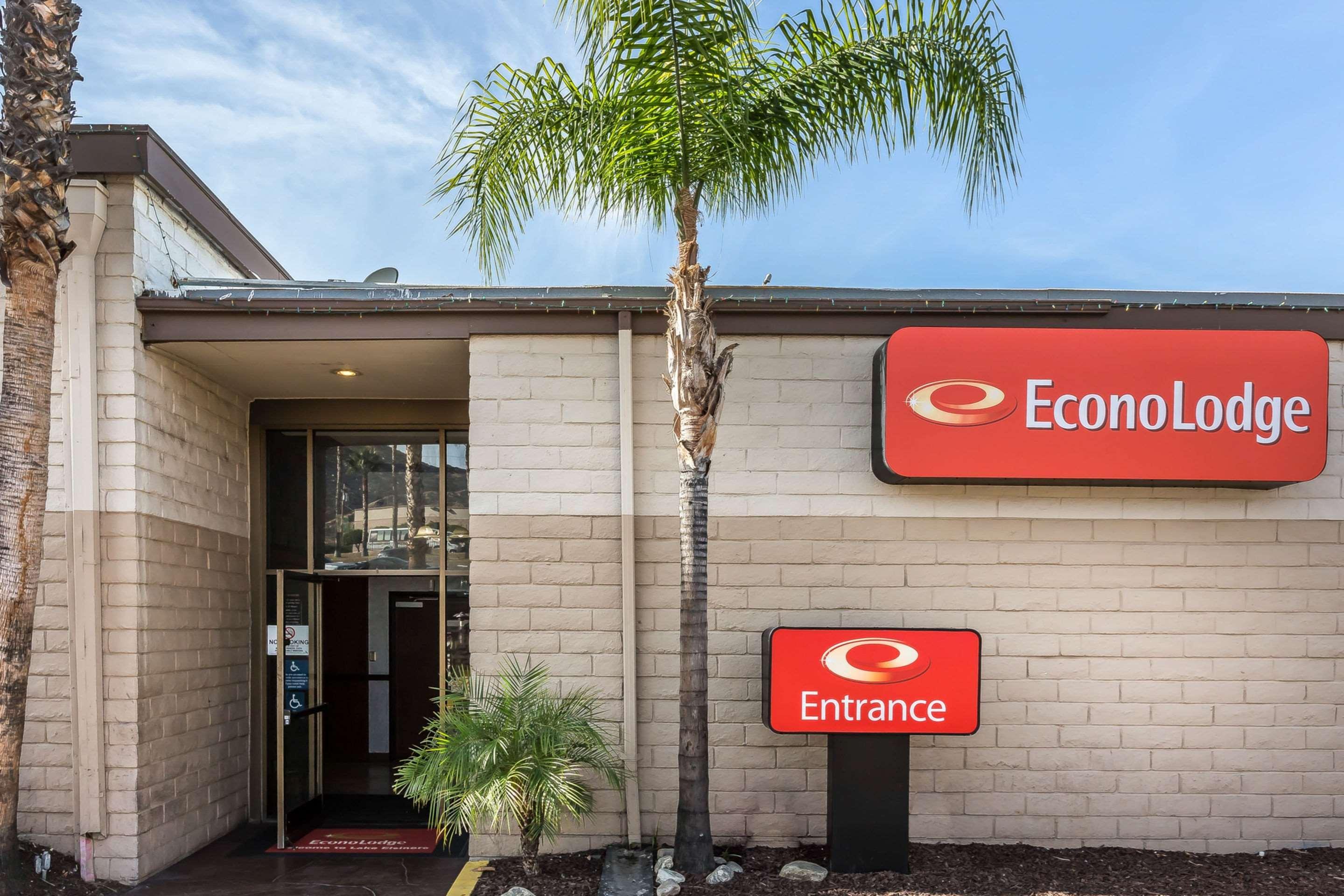 Econo Lodge Lake Elsinore Casino Εξωτερικό φωτογραφία