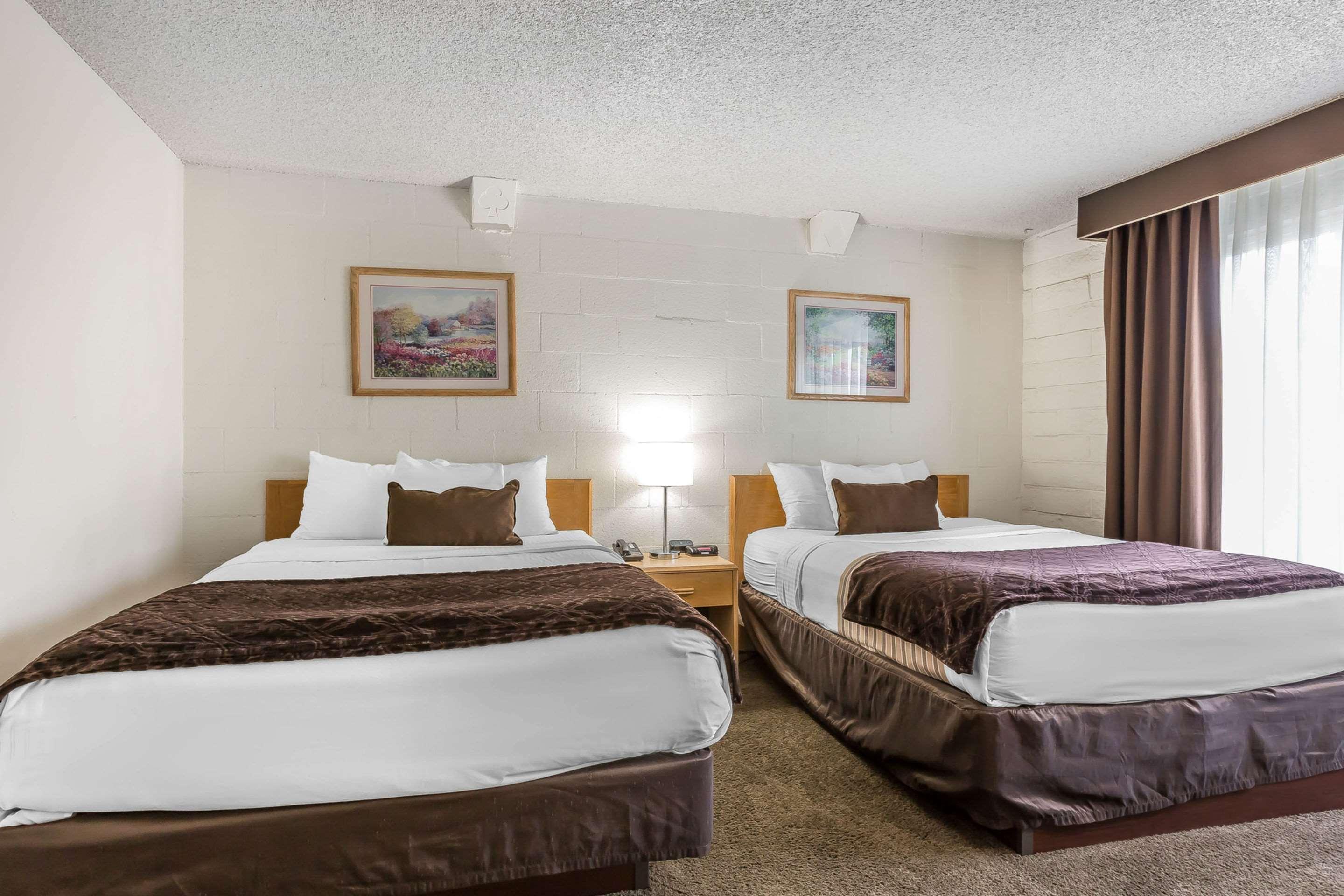 Econo Lodge Lake Elsinore Casino Εξωτερικό φωτογραφία