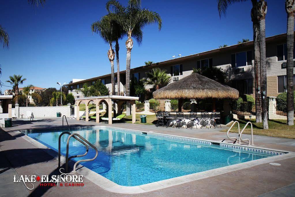 Econo Lodge Lake Elsinore Casino Εξωτερικό φωτογραφία